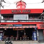 Oyo 389 Sira Boutique Residence