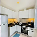 Townhouse In Laguna Park