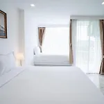 B2 Phuket Premier Hotel