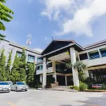 Karon Whale Resort