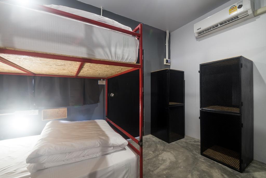 Bed Hostel