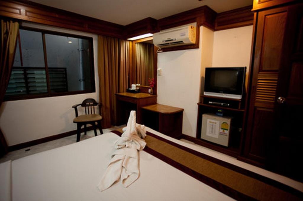 Inn Tatum Mansion 2*