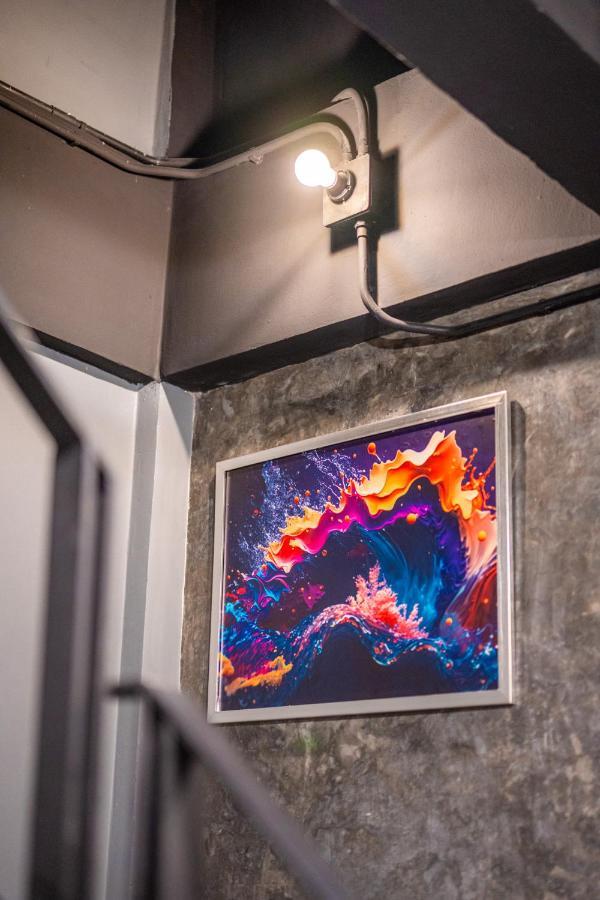Black Panther Hostel Phuket