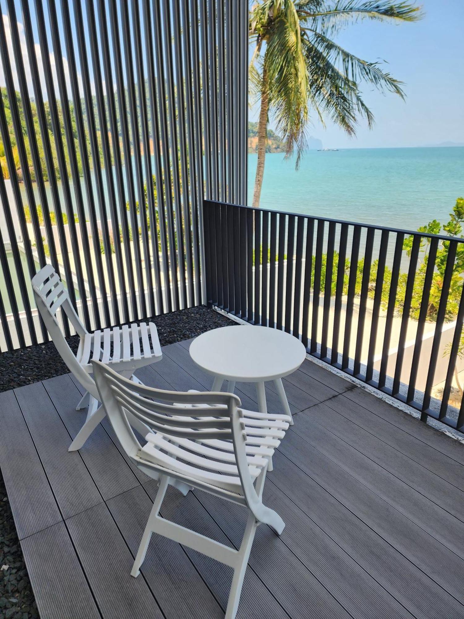 Luxury Beachfront Amana Villa 4 Bedroom At Ta-Ke Residence A Villa *