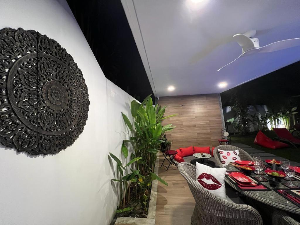 Red Kiss 3 Chambres Phuket