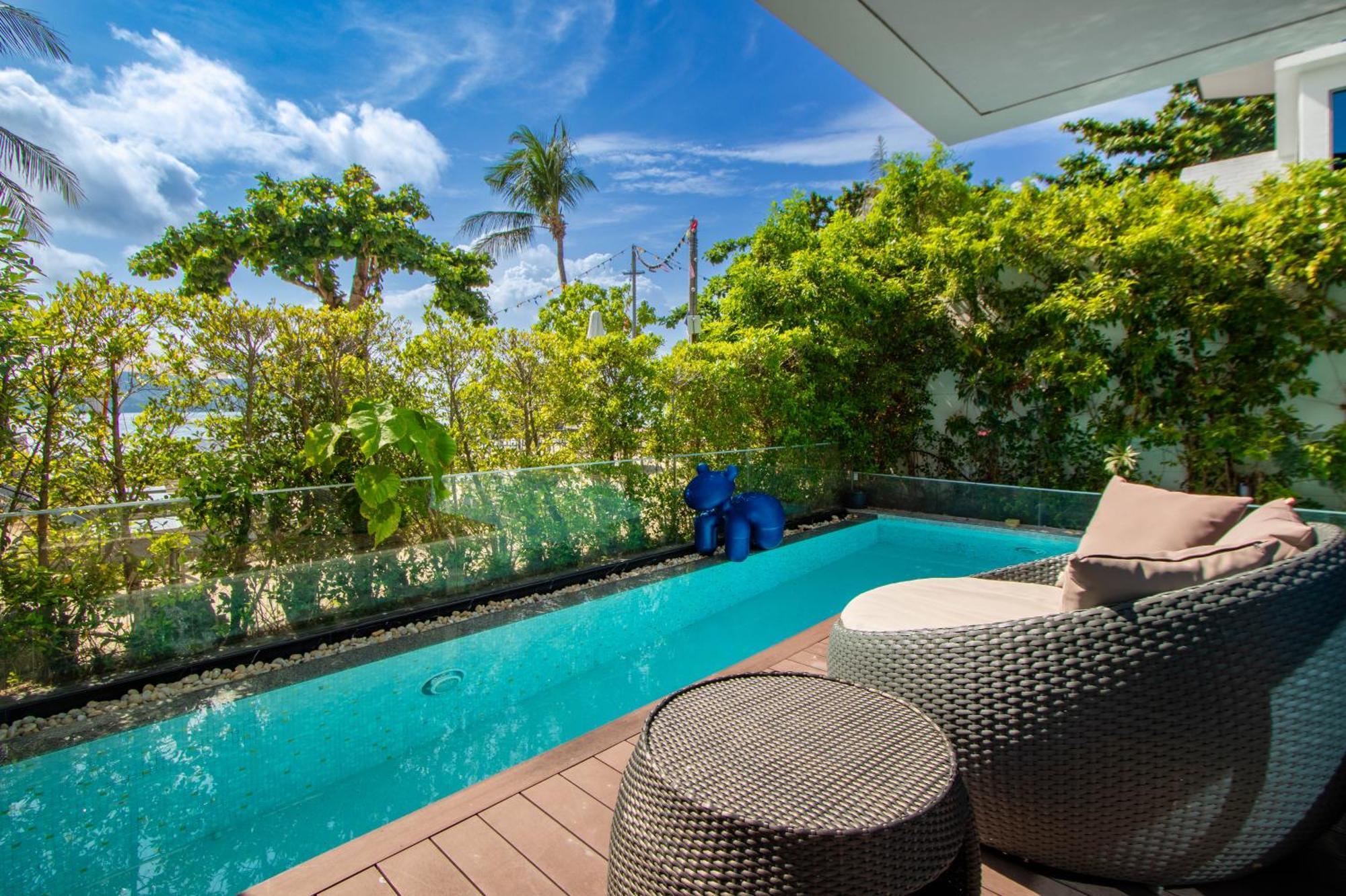 Villa 【beach Front】海景沙滩别墅，私人泳池，免费早餐，女佣每日清洁，生活方便交通便利 *