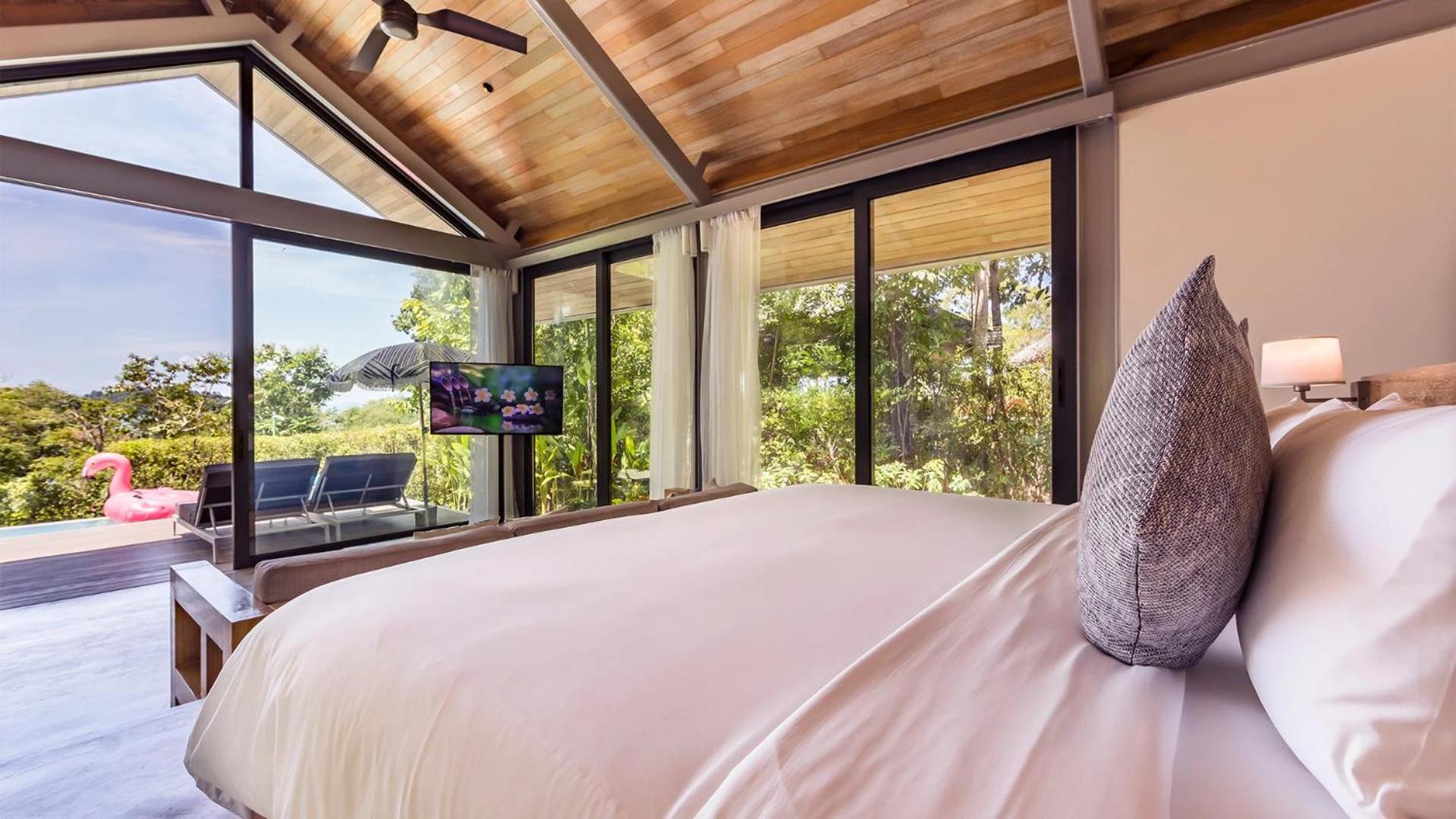 Island Escape Burasari Phuket