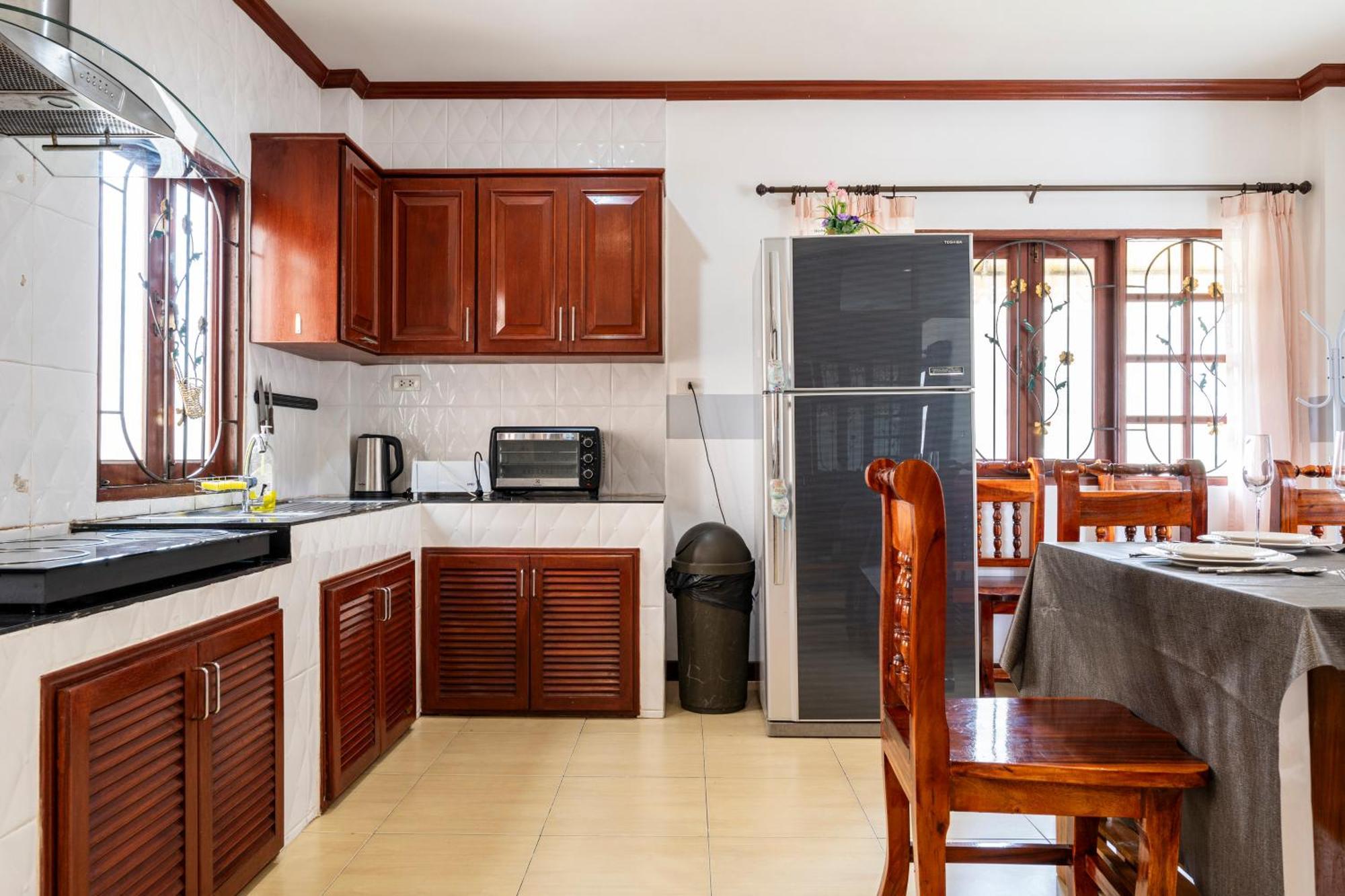 Janya 4 Bedroom Near Villa Phuket