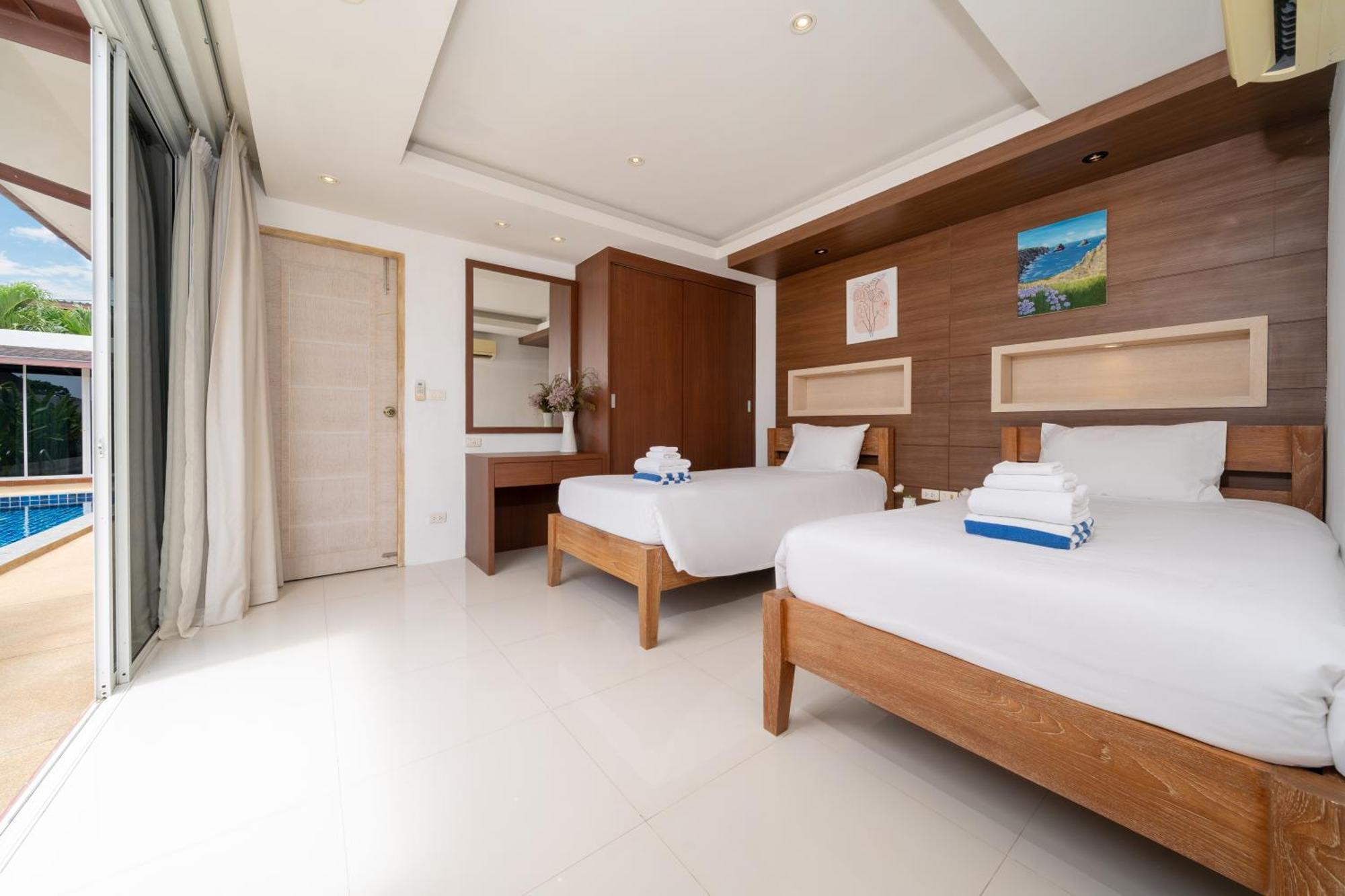 Villa Bangtao 3 Bedroom *