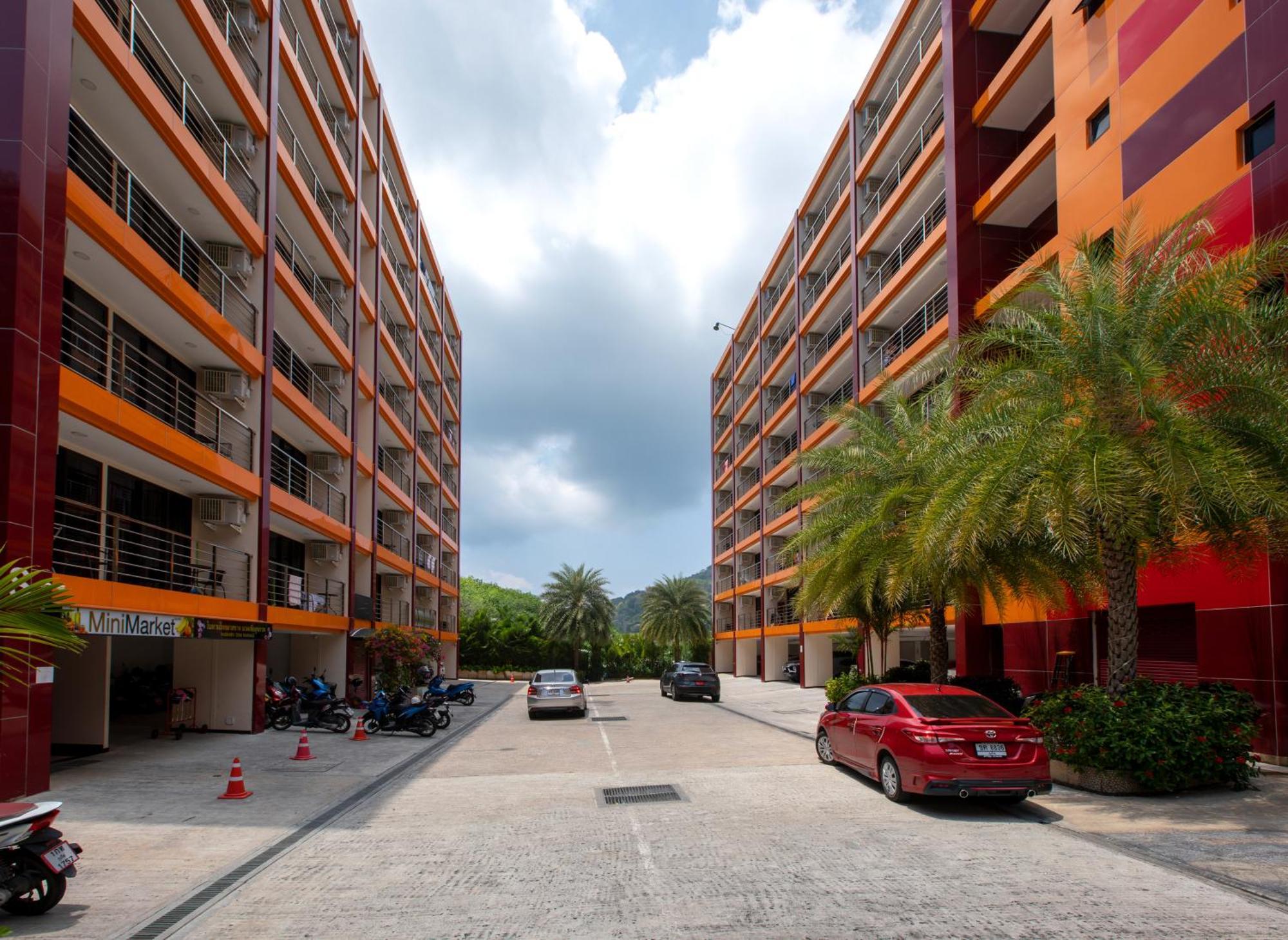 1 Bdr Naiharn By Capitalpro Apartment