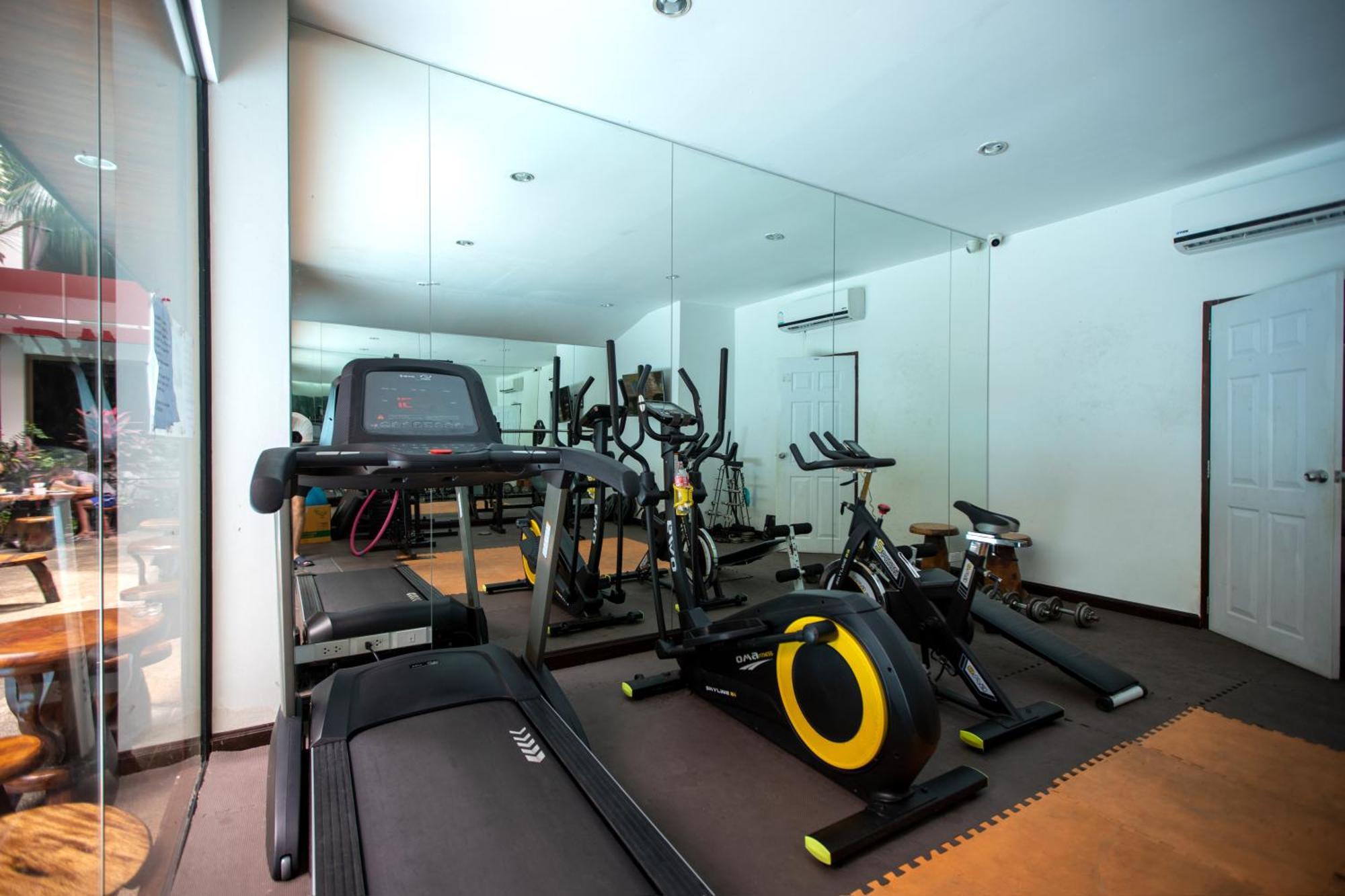 Apartment 1 Bdr Naiharn By Capitalpro