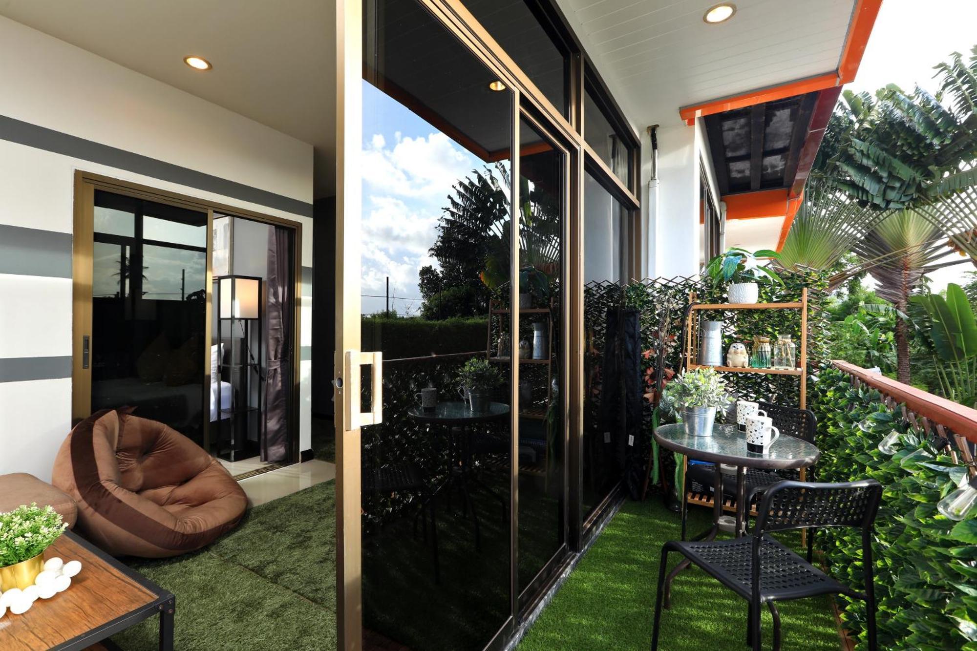 1 Bdr Naiharn By Capitalpro Apartment Phuket