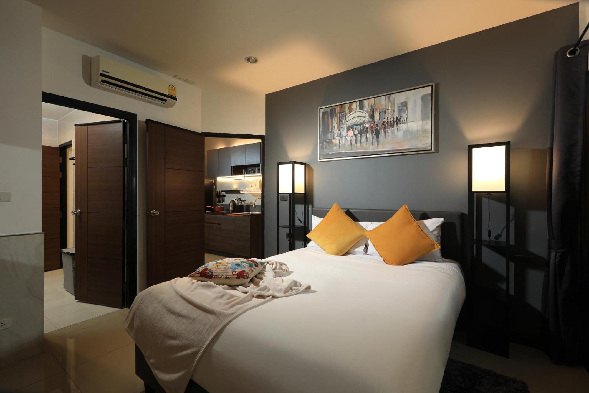 1 Bdr Naiharn By Capitalpro Apartment Phuket