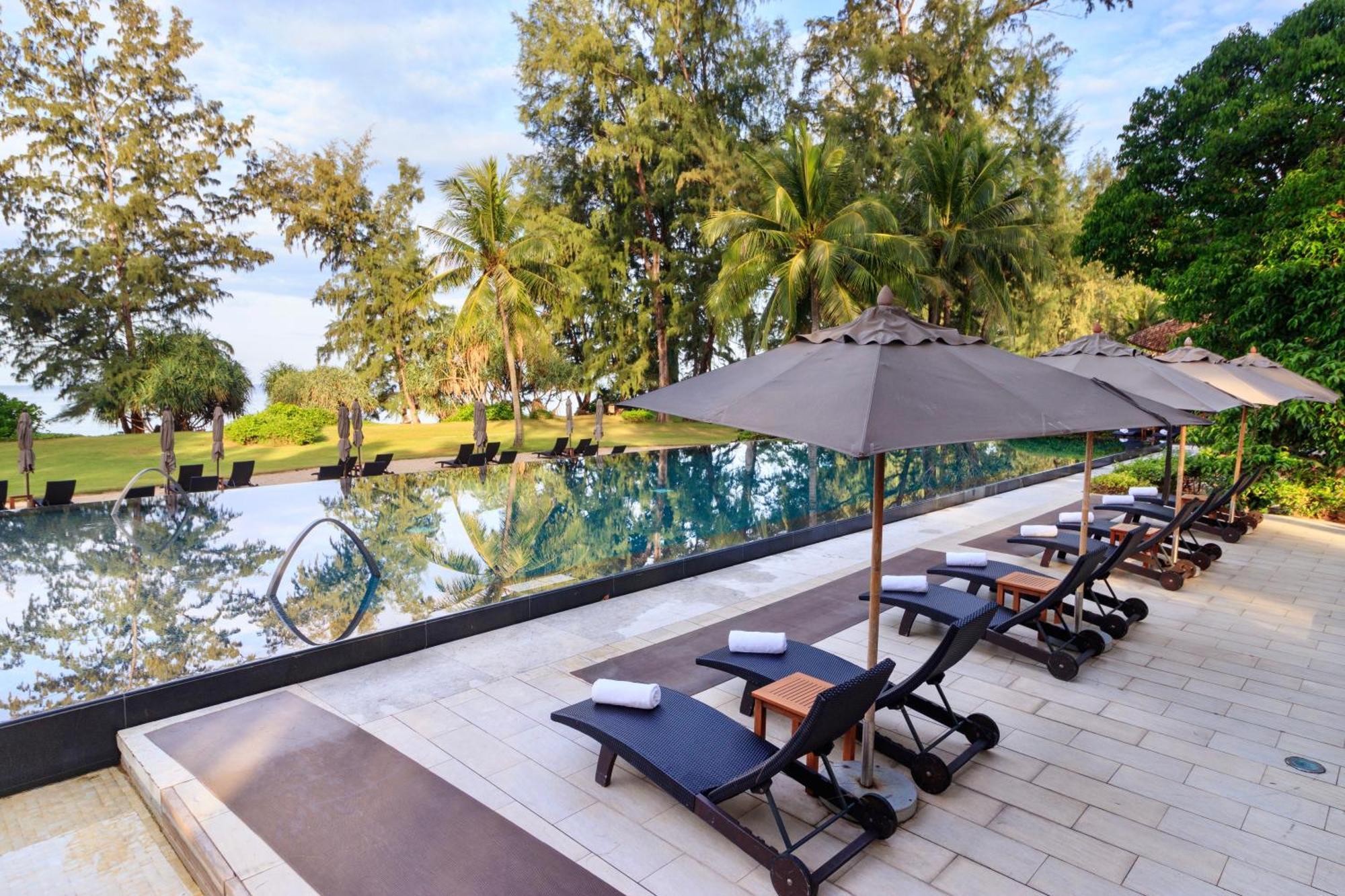 Renaissance & Resort