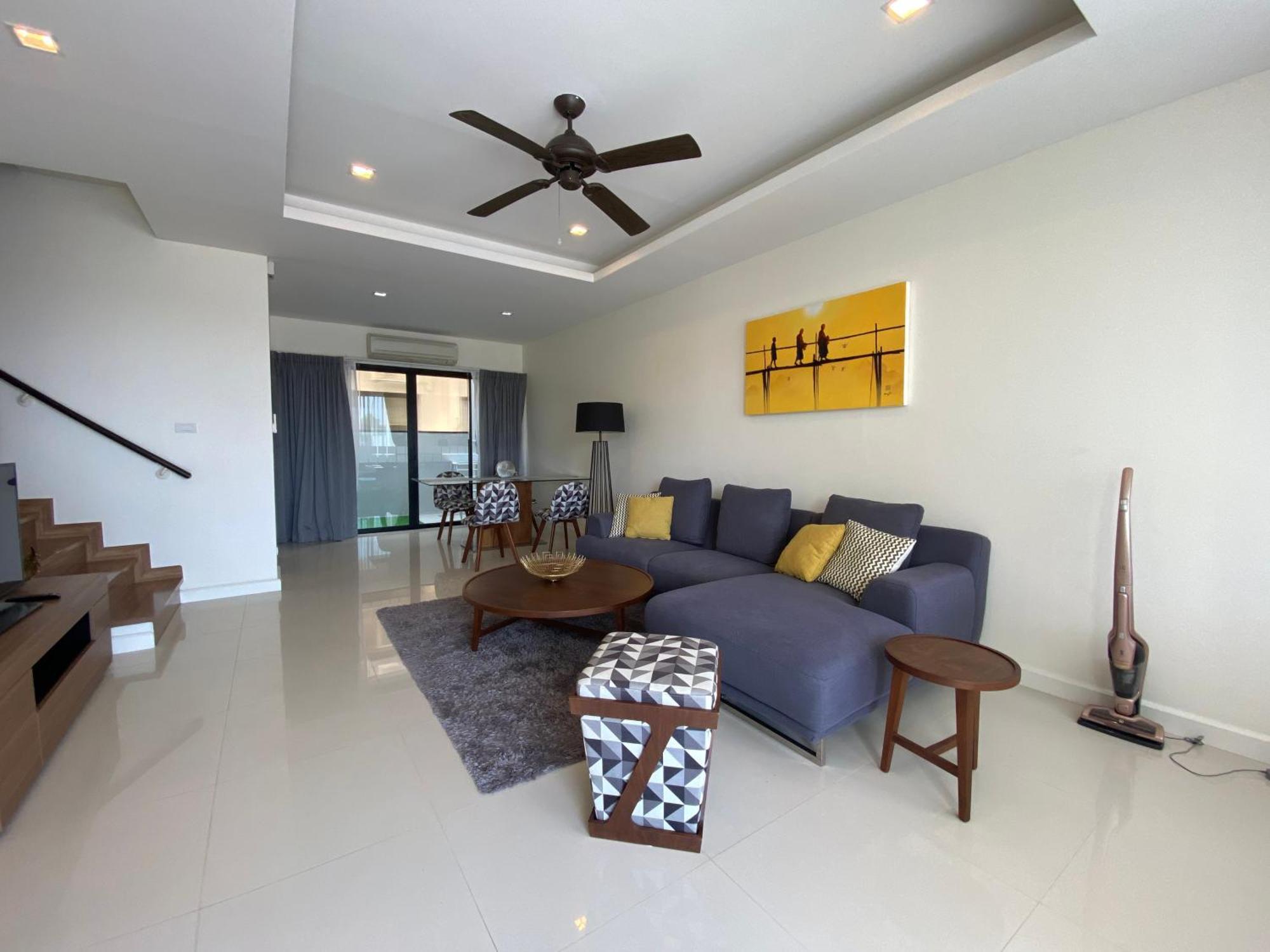 2 Bdr Townhouse In Laguna Park By Capitalpro Holiday home *