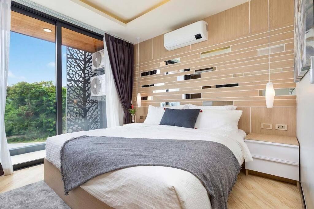 One Bedroom Calypso Garden *