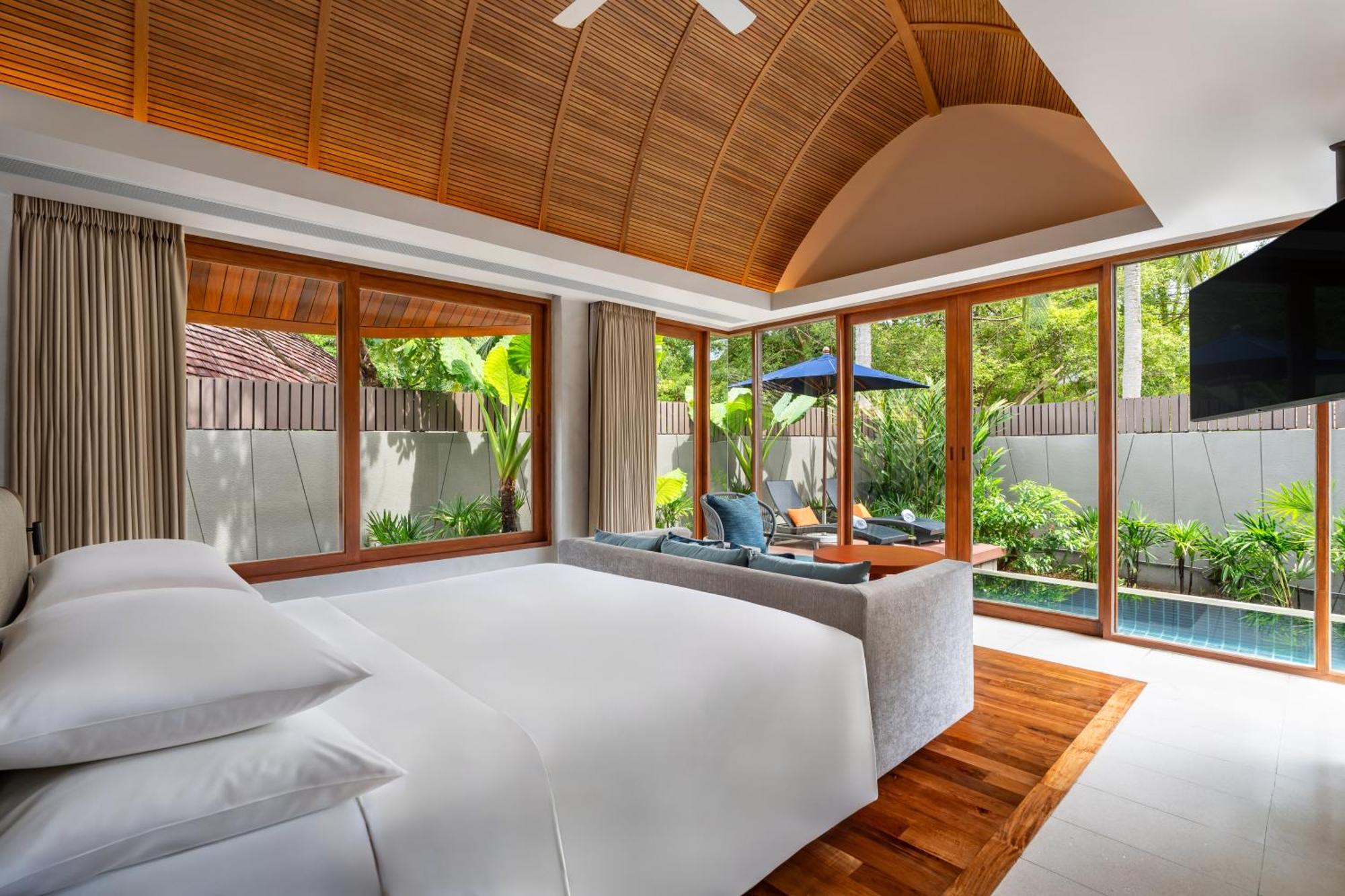 Resort Renaissance & Phuket