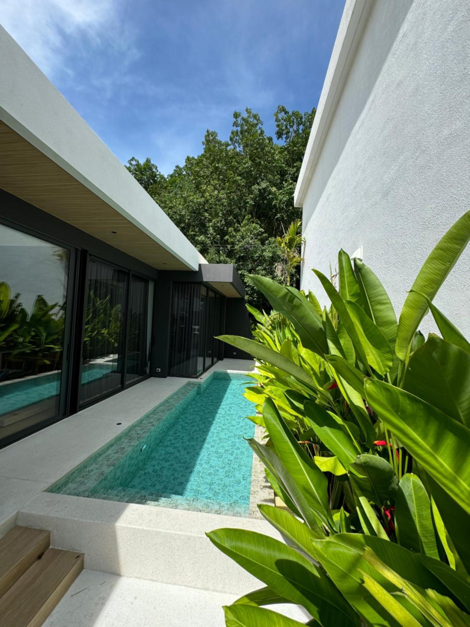 Aileen Naithon Villa