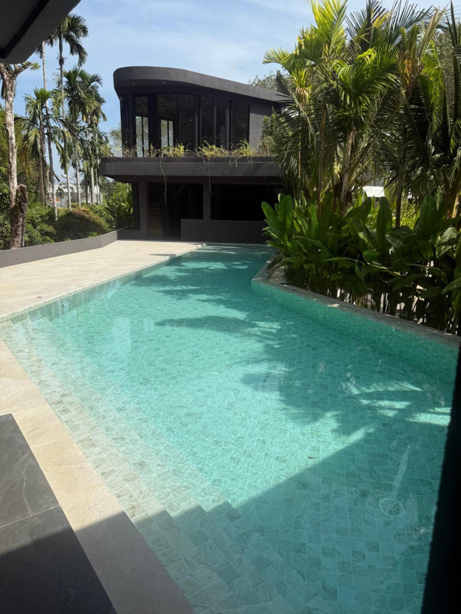Aileen Naithon Phuket