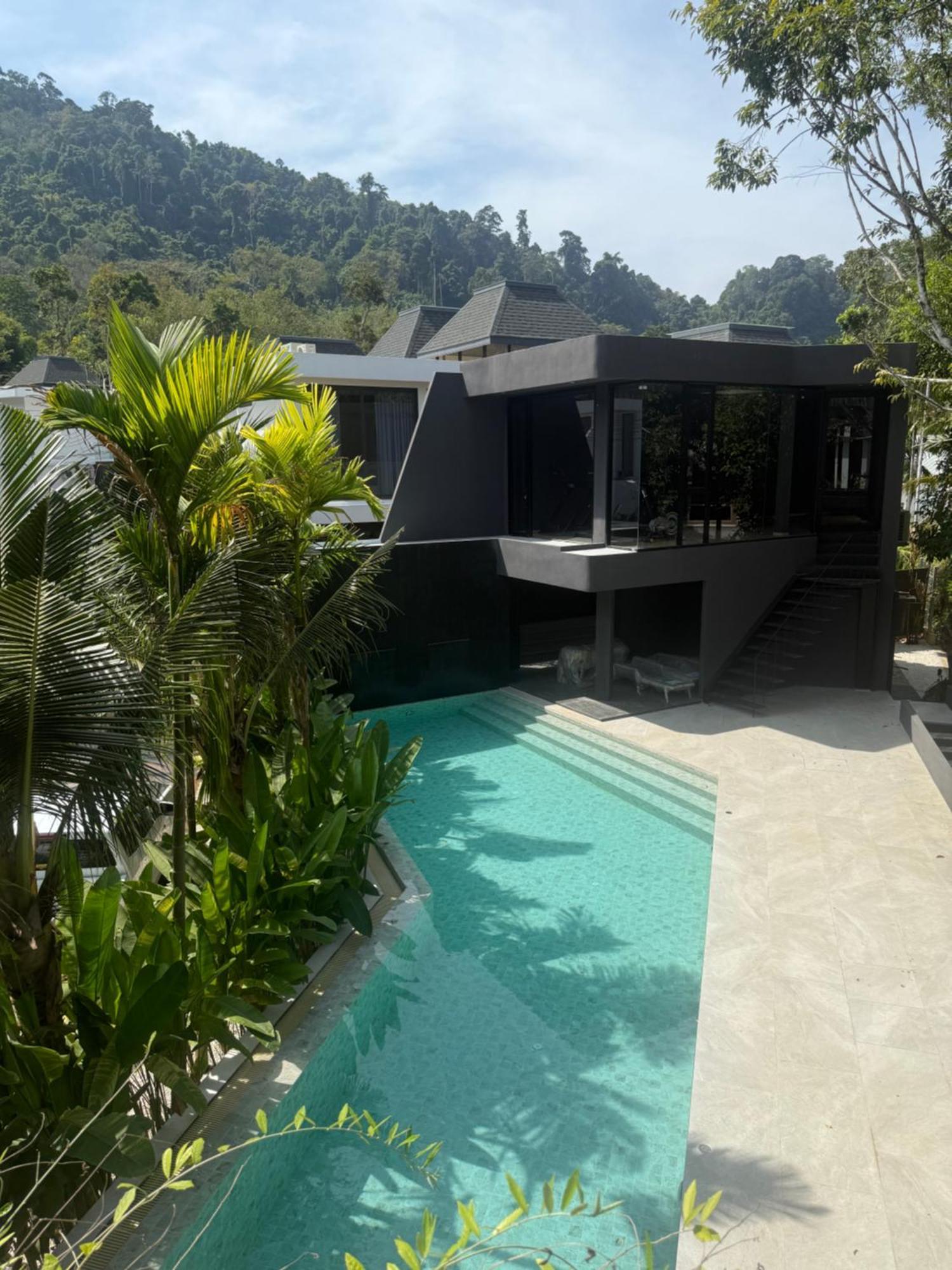 Aileen Naithon Phuket