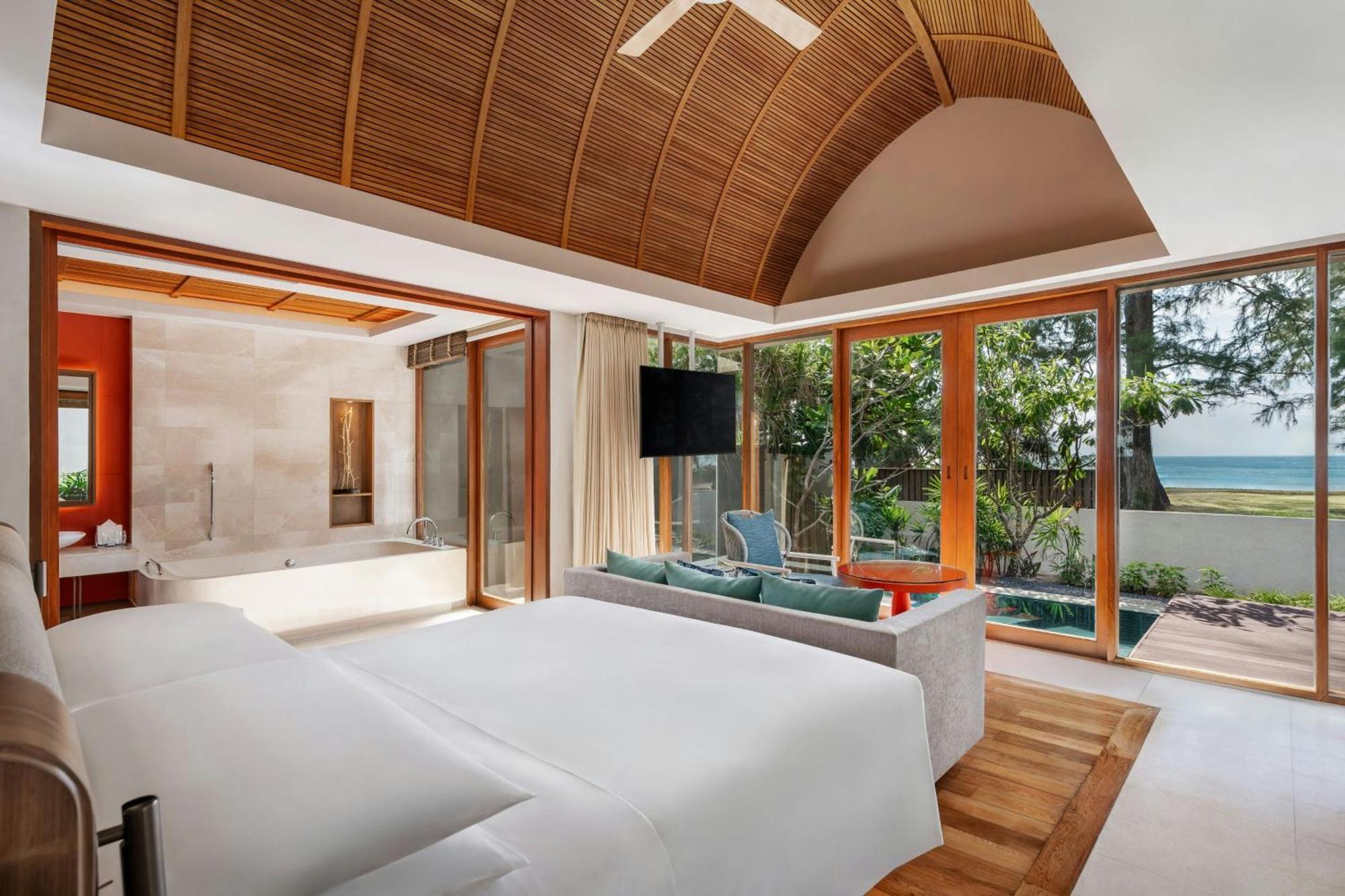Resort Renaissance &