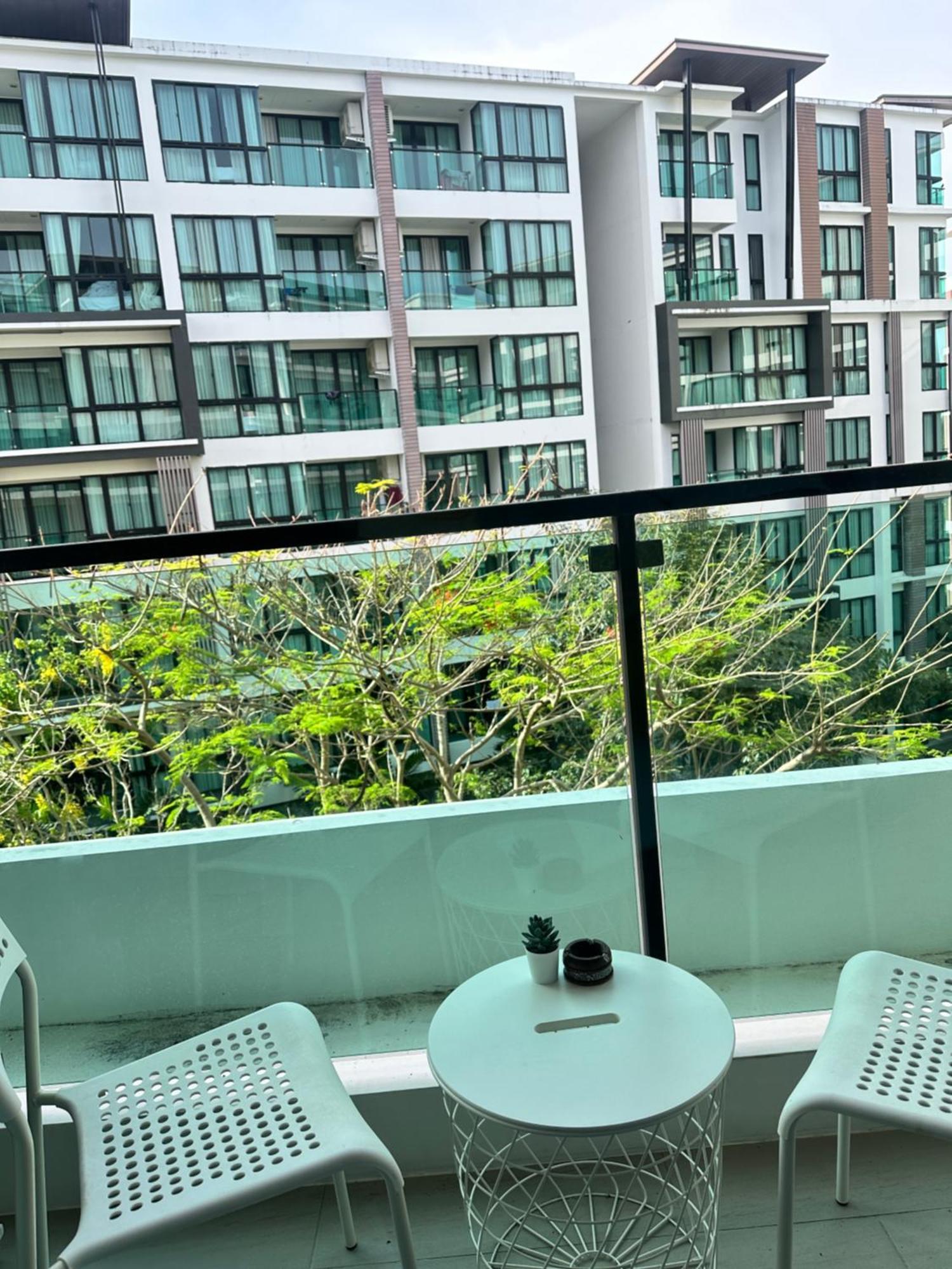 Royal Lee Apartment Phuket