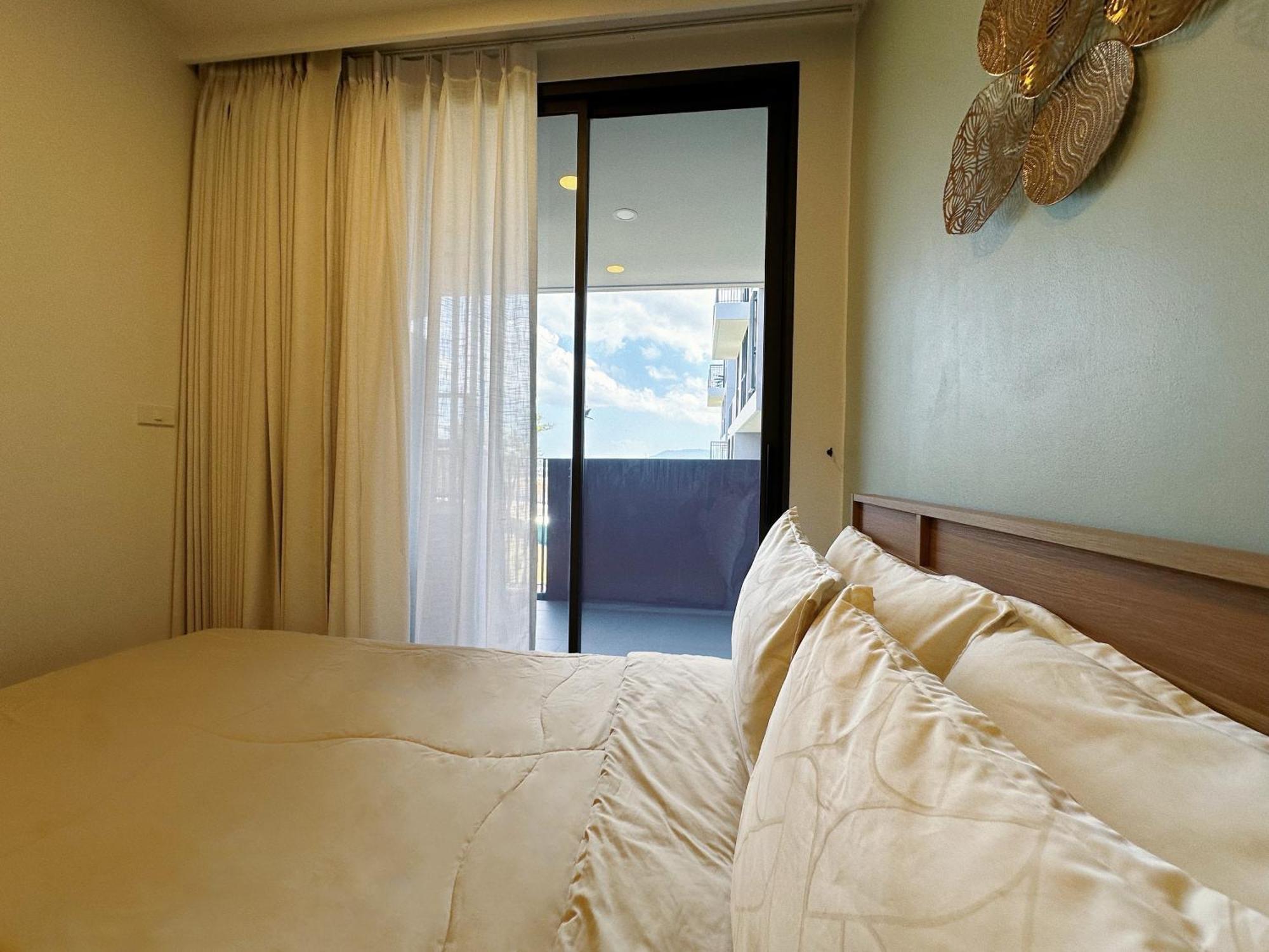 Apartment 2 Bd Laguna Skypark