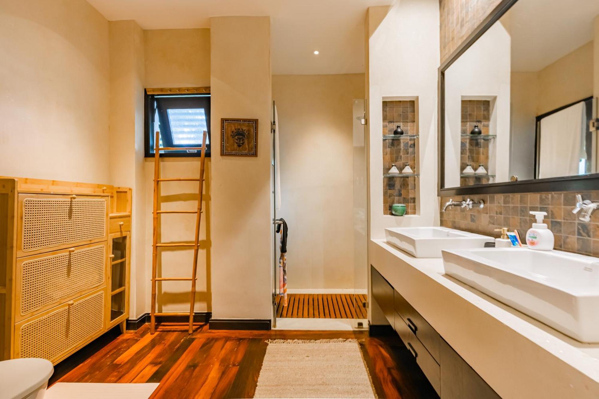 Apartment 3br Casa Blanc - Beachfront In Laguna & Layan Chom Tawan And Maan Tawan Residences *