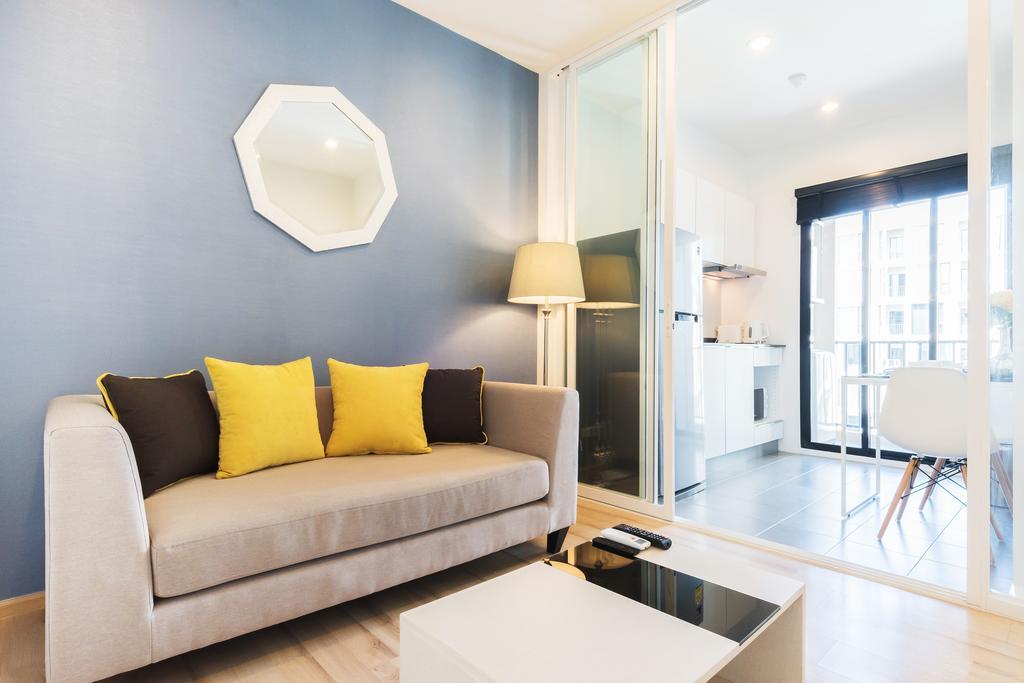 Favstay - The Base Uptown Apartment *