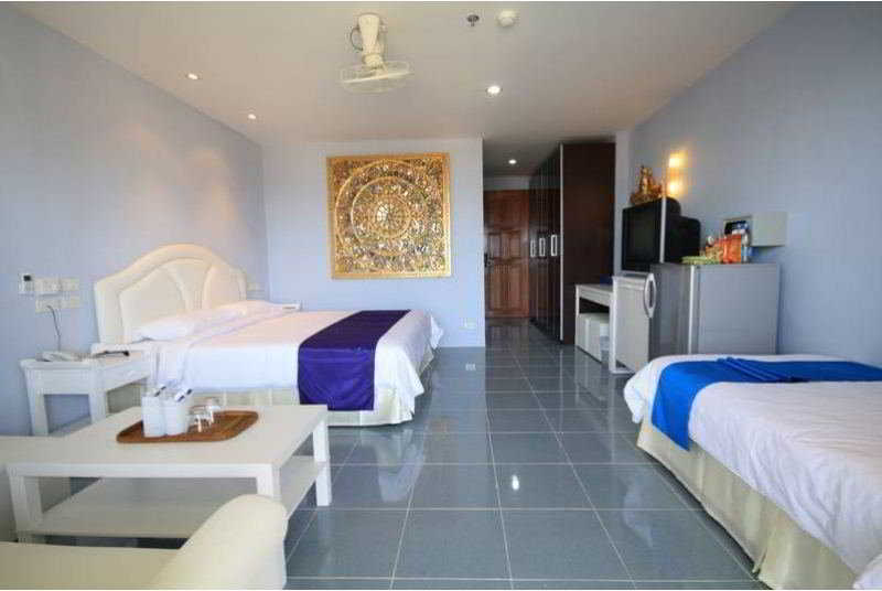 Resort Chalong Beach Hotel Phuket Phuket