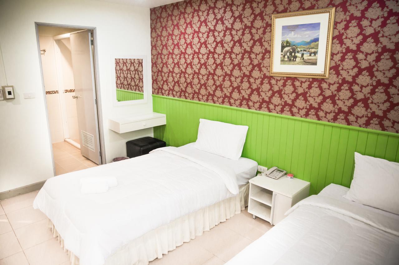 Guest house Nine @ Town Phuket