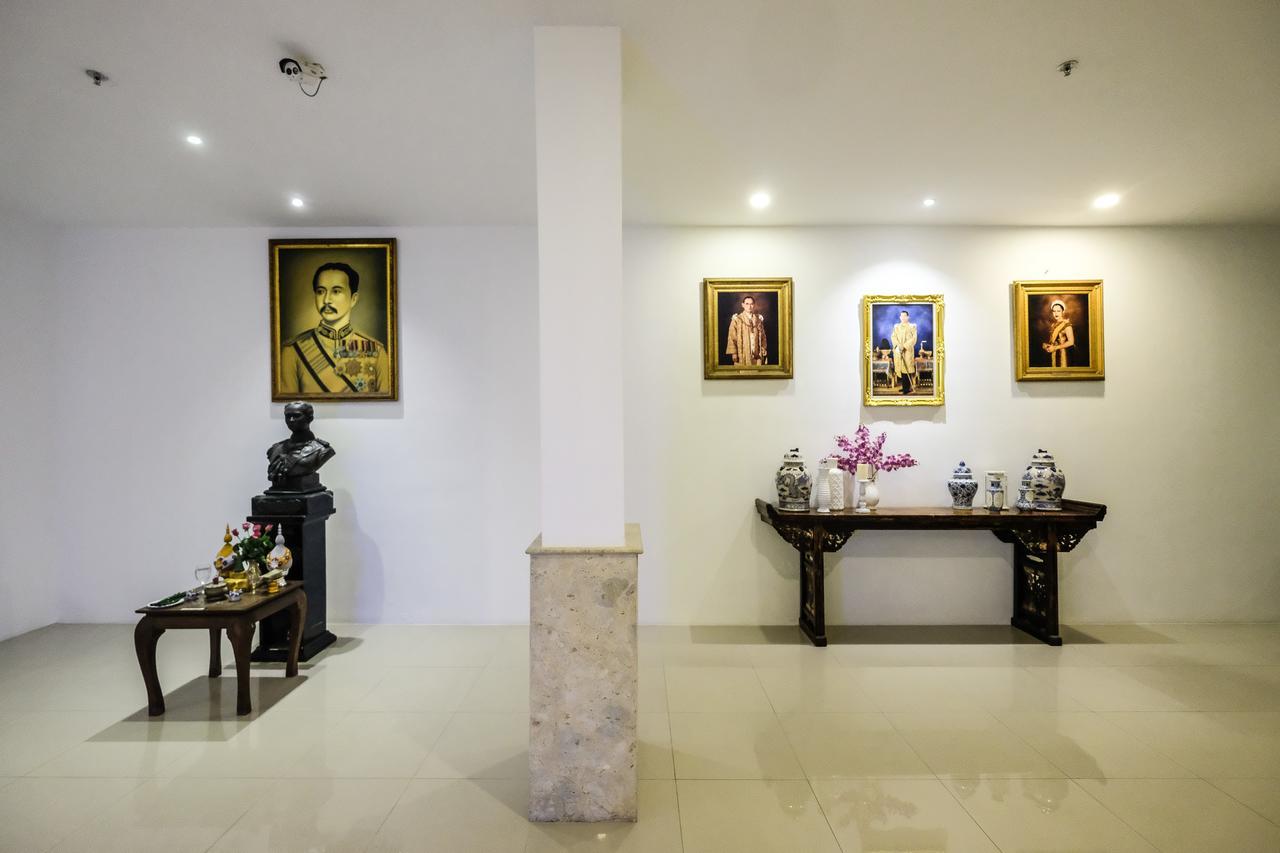 Chalong Beach Hotel Phuket Resort