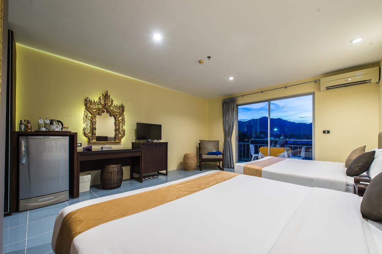 Chalong Beach Hotel Phuket 3* Phuket