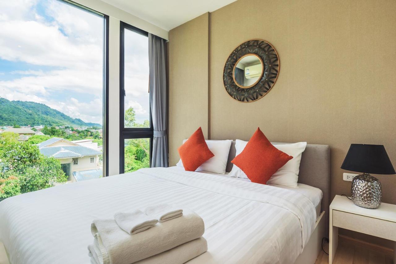 Favstay - The Base Uptown * Phuket