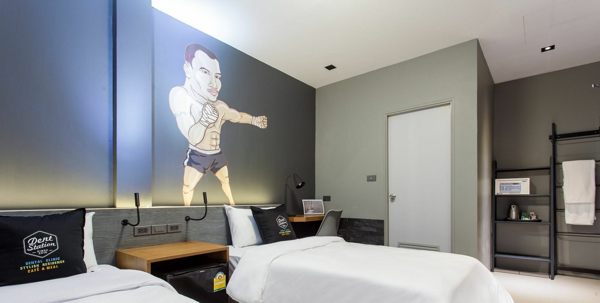 Dent Station Resident Guest house Phuket
