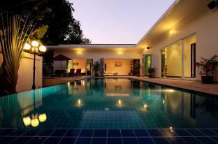 Lagoon Pool Phuket