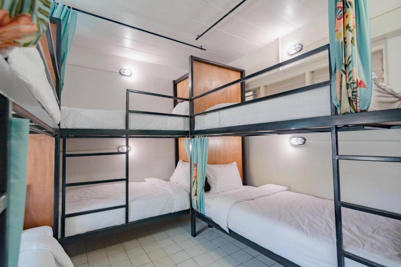 Hostel Bed At Phuket