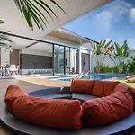Labriz Ocean Villa - Tropical Modern Living