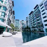 Royal Lee Condominium Phuket