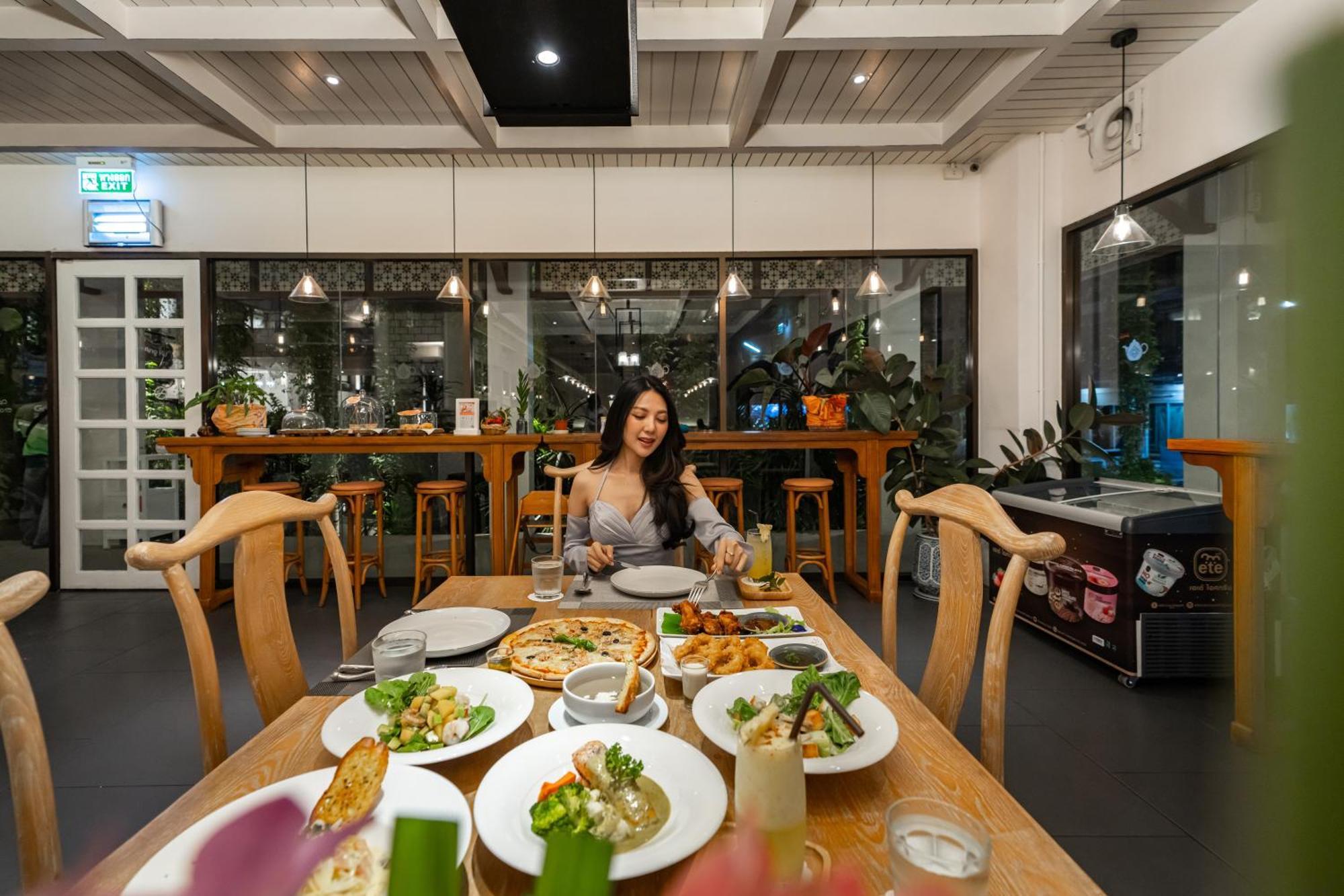 Proud Phuket, Naiyang Hotel Phuket