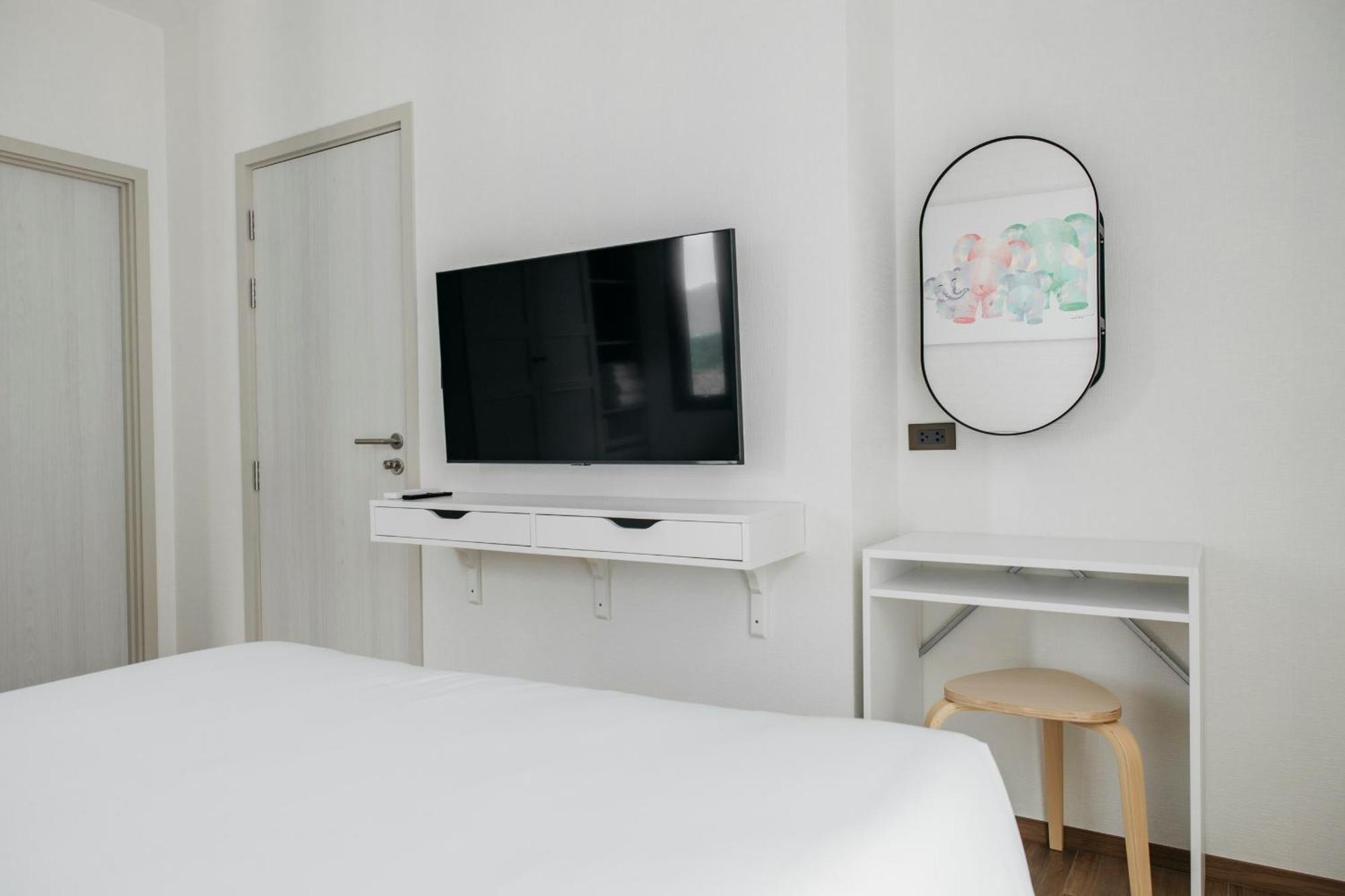 Halo 1 Title Naiyang Apartment Phuket