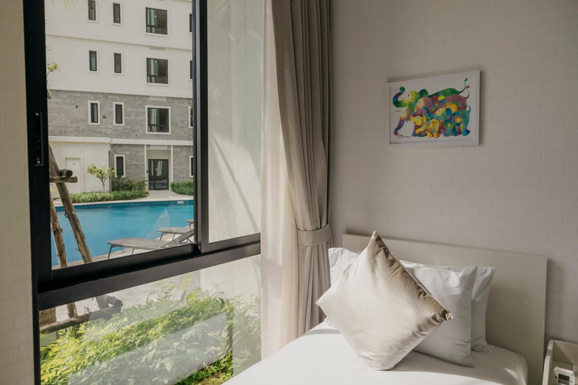 Apartment Halo 1 Title Naiyang Phuket