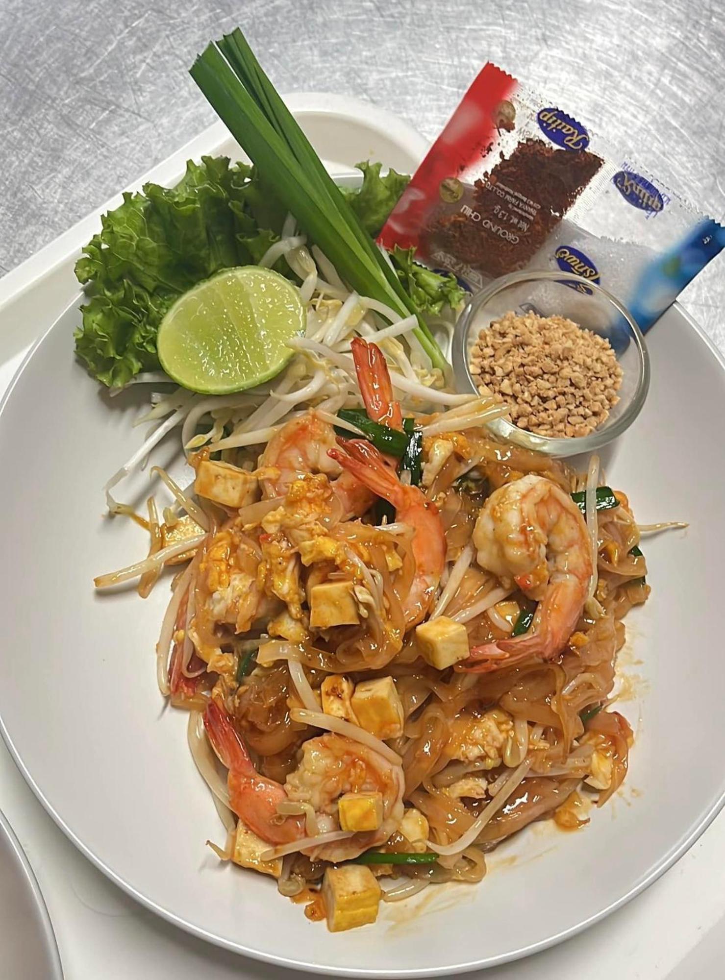 Elephant Sports Bar And Hotel Phuket