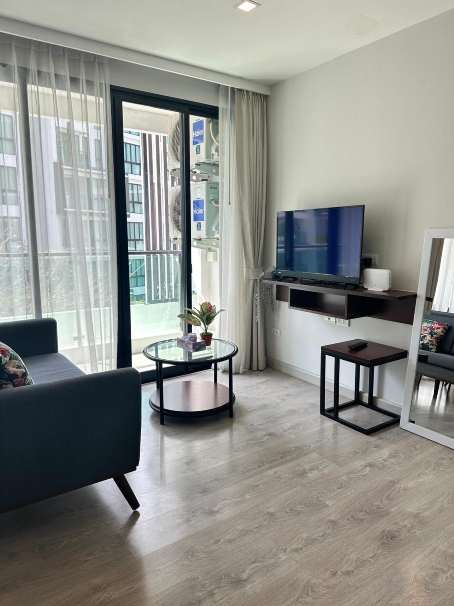 Royal Lee Apartment Phuket
