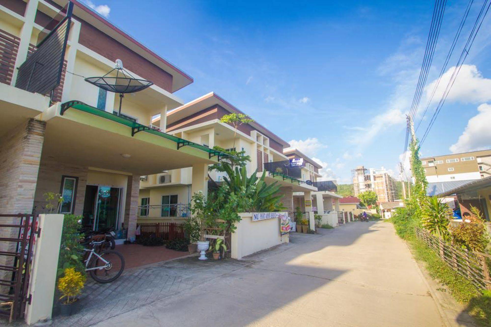 Nu Airport Aparthotel 3*