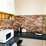 H&Q 1Br Cozy House, Bangtao Beach