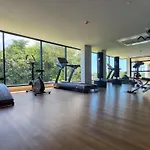 Vip Great Hill Phuket Airport