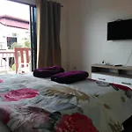 Nb House