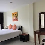 Glitter House