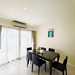 Townhouse In Laguna Park